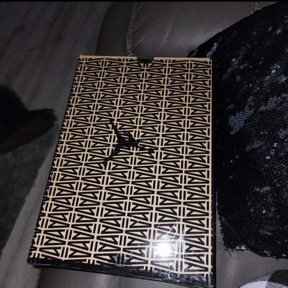 Air Jordan A Ma Manire retro 12 sz 9.5w - Picture 2 of 7